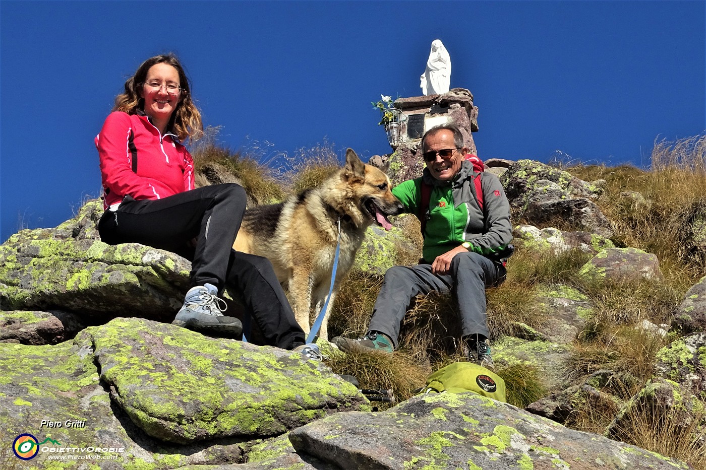 40 Alla Madonnina di vetta del Pietra Quadra (2356 m) .JPG